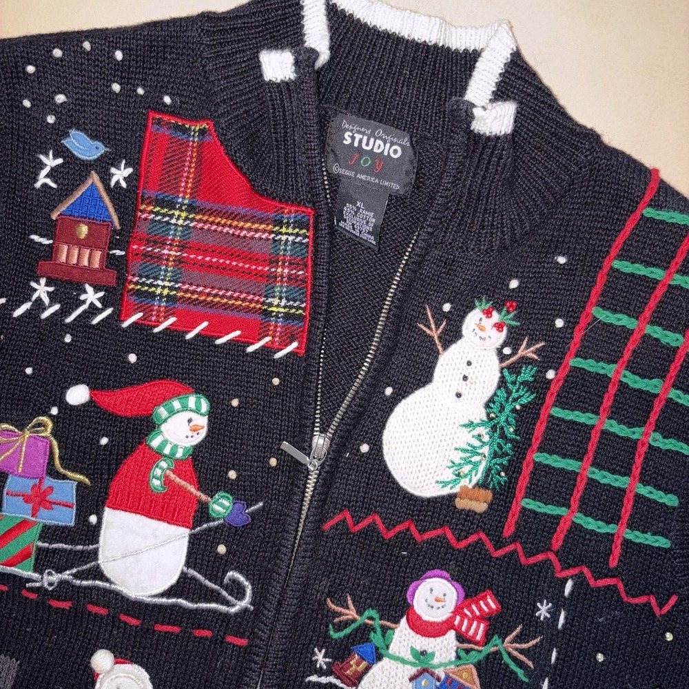 Vintage Designers Originals Studio Christmas Embroidered Sweater Vest Patchwork